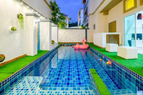 Private Swimmingpool Townhome with 4 Bed/4Bath